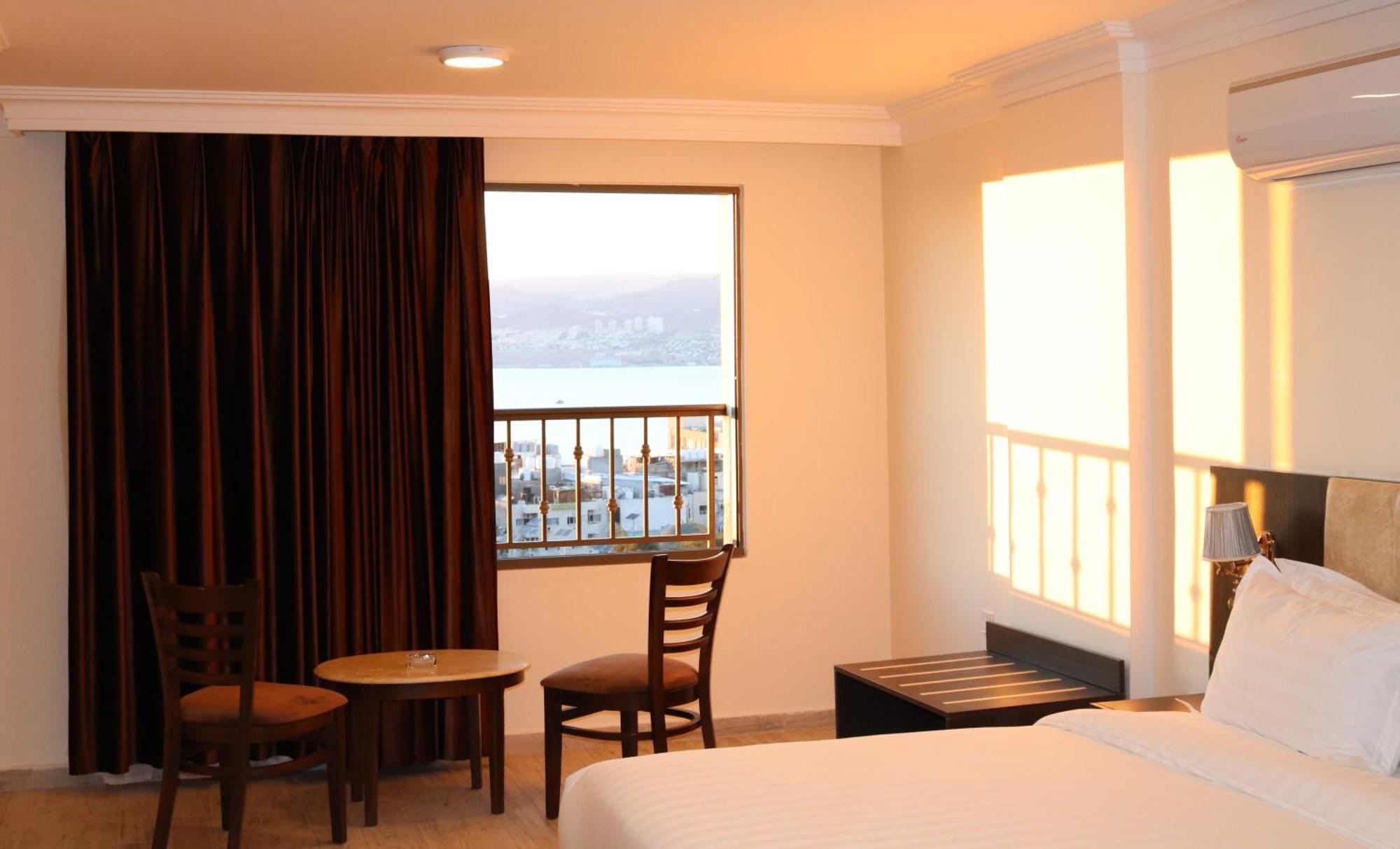 Aqaba Coast Hotel Bagian luar foto